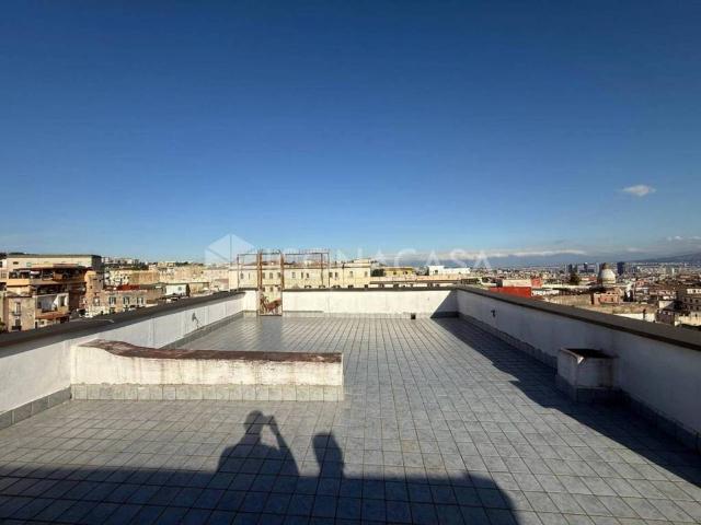 Appartamento in vendita a Napoli NA