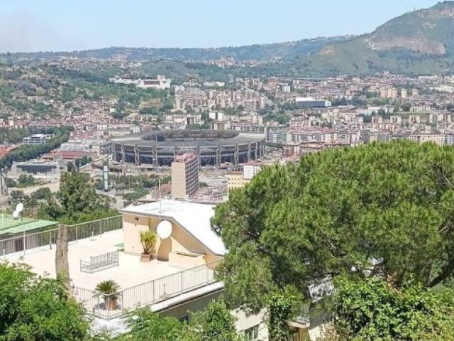 Appartamento in vendita a Napoli NA