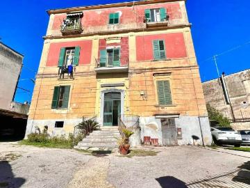 Appartamento in vendita a Napoli NA