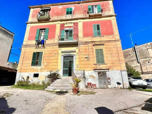 Appartamento in vendita a Napoli NA