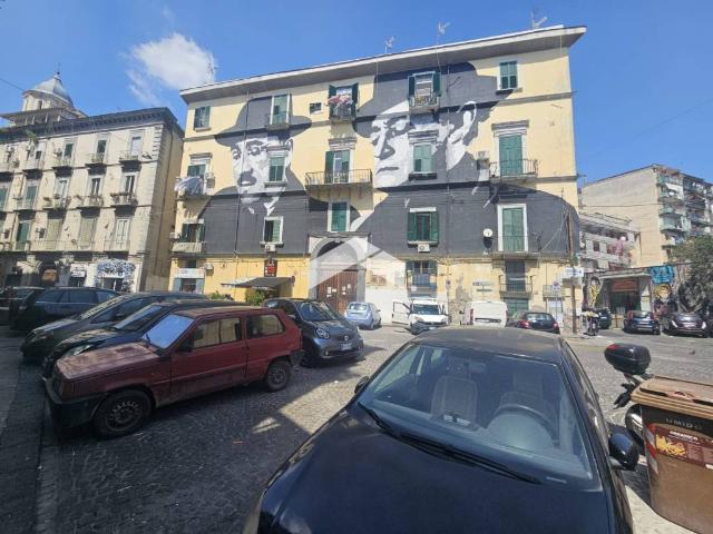 Appartamento in vendita a Napoli NA