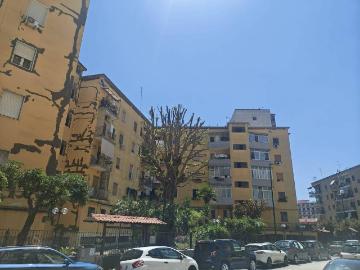Appartamento in vendita a Napoli NA