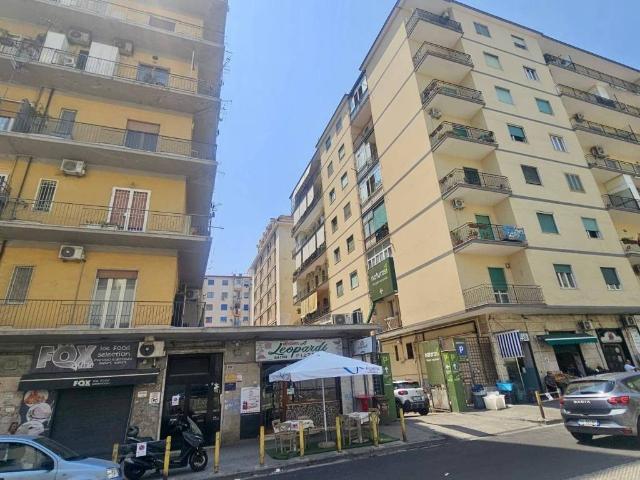 Appartamento in vendita a Napoli NA