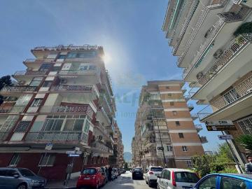 Appartamento in vendita a Napoli NA
