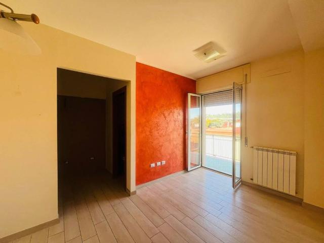 Appartamento in vendita a Napoli NA