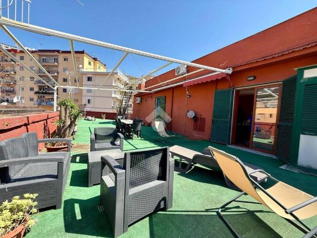 Appartamento in vendita a Napoli NA