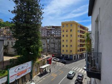 Appartamento in vendita a Napoli NA