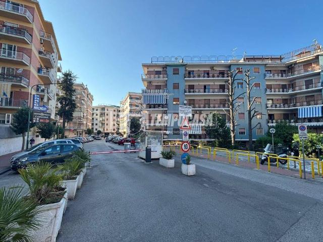 Appartamento in vendita a Napoli NA