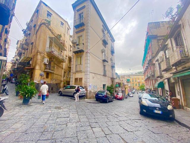 Appartamento in vendita a Napoli NA