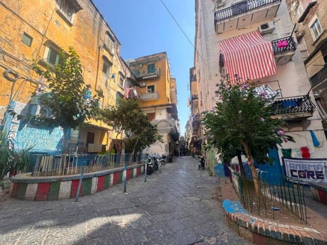 Appartamento in vendita a Napoli NA