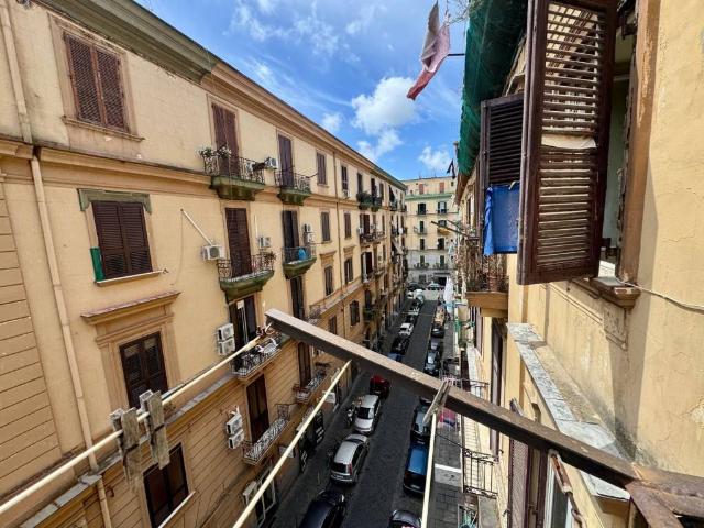 Appartamento in vendita a Napoli NA