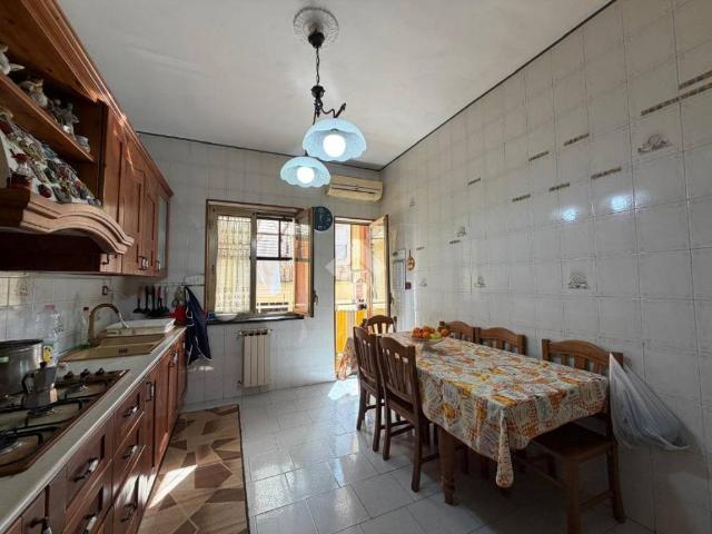 Appartamento in vendita a Napoli NA