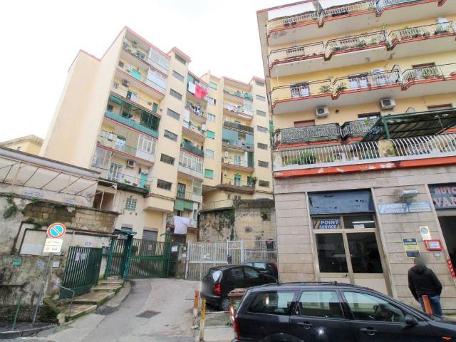 Appartamento in vendita a Napoli NA