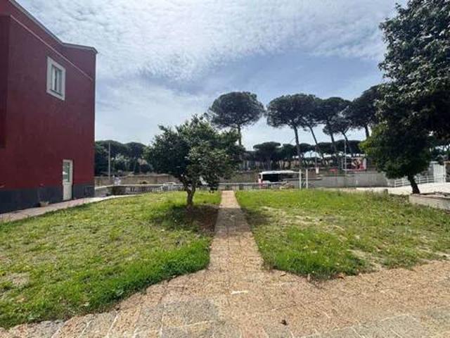 Appartamento in vendita a Napoli NA