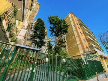 Appartamento in vendita a Napoli NA