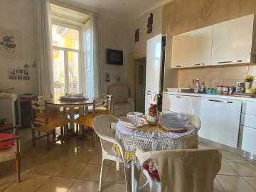 Appartamento in vendita a Napoli NA