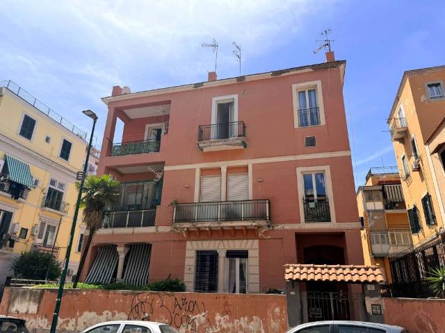 Appartamento in vendita a Napoli NA