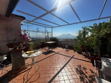 Appartamento in vendita a Napoli NA