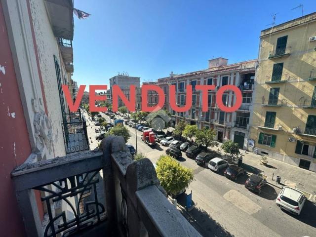 Appartamento in vendita a Napoli NA