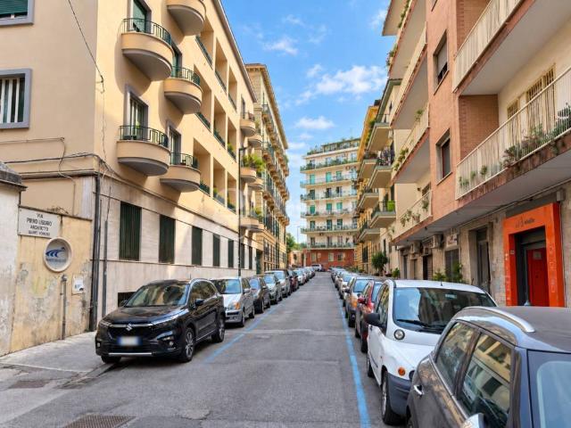 Appartamento in vendita a Napoli NA