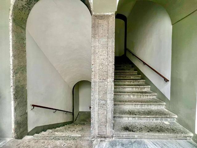 Appartamento in vendita a Napoli NA