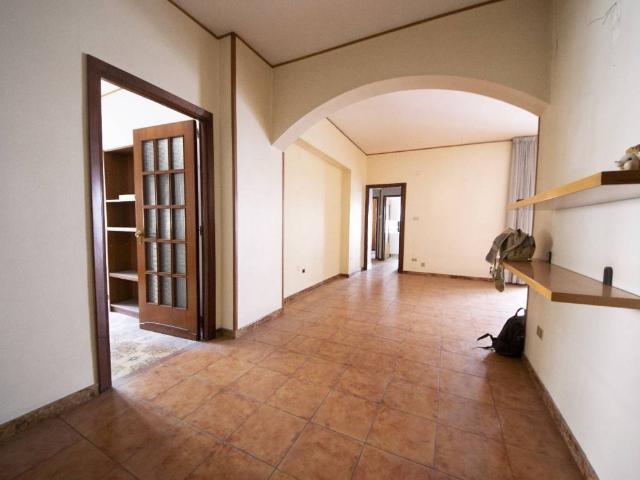 Appartamento in vendita a Napoli NA