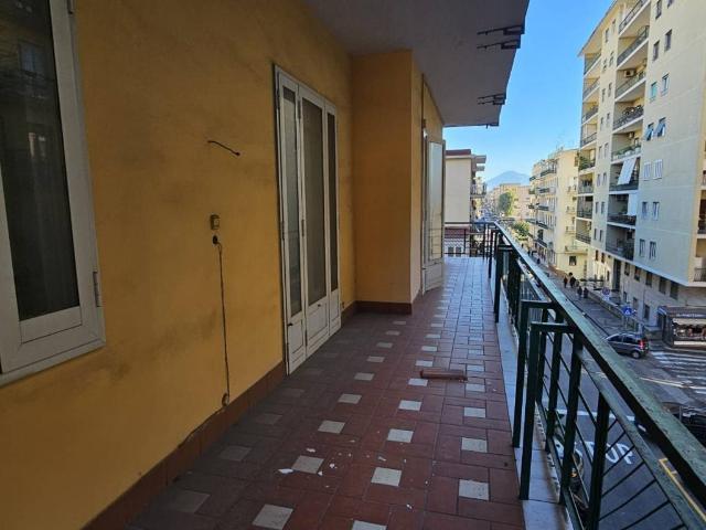 Appartamento in vendita a Napoli NA