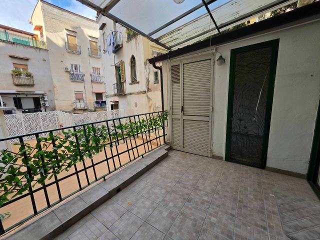 Appartamento in vendita a Napoli NA