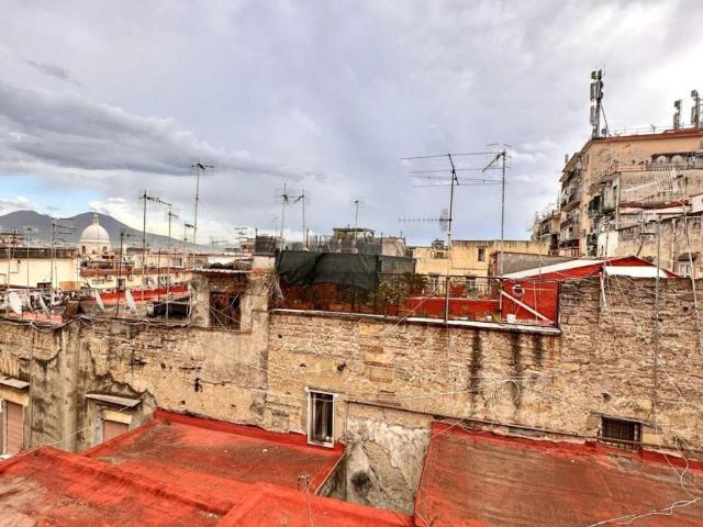 Appartamento in vendita a Napoli NA