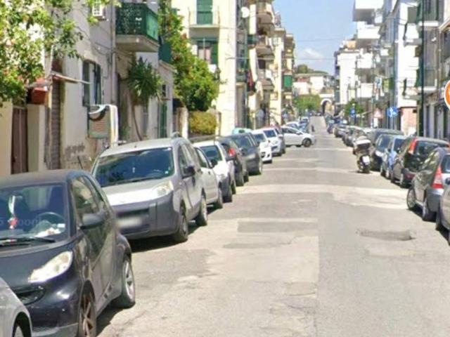 Appartamento in vendita a Napoli NA