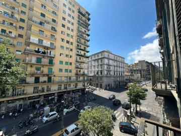 Appartamento in vendita a Napoli NA
