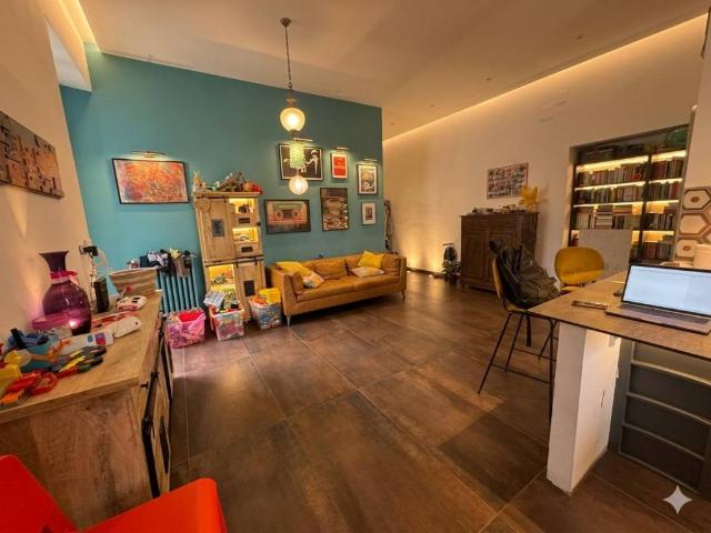 Appartamento in vendita a Napoli NA