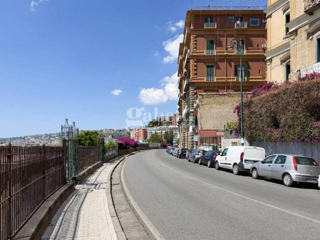 Appartamento in vendita a Napoli NA