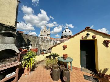 Appartamento in vendita a Napoli NA