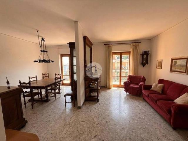 Appartamento in vendita a Napoli NA