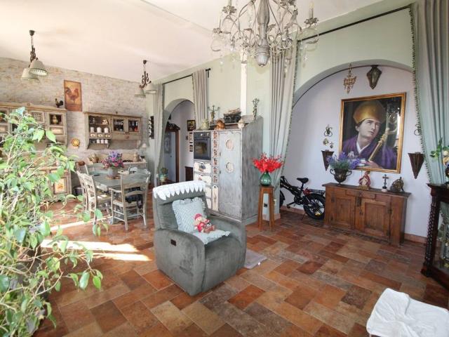 Appartamento in vendita a Napoli NA