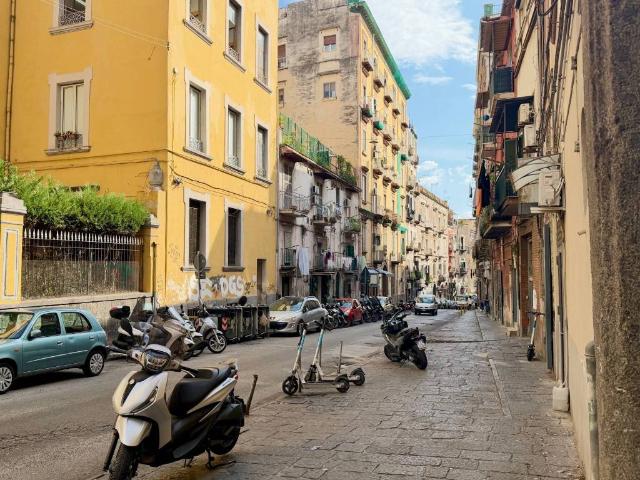 Appartamento in vendita a Napoli NA
