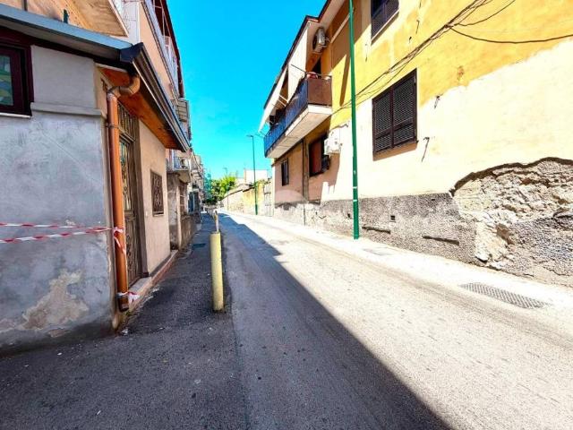 Appartamento in vendita a Napoli NA