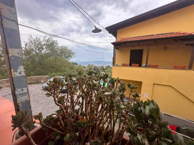 Appartamento in vendita a Napoli NA