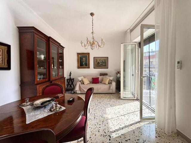 Appartamento in vendita a Napoli NA