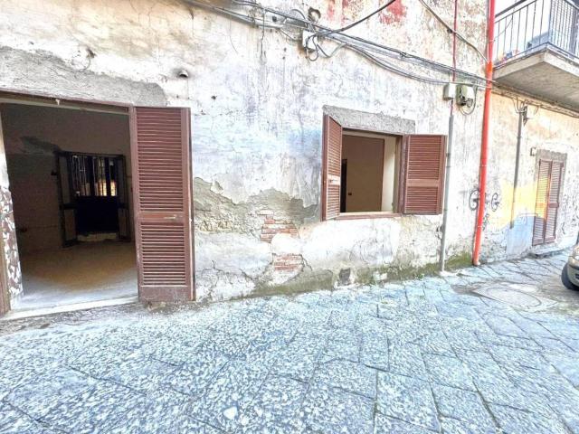 Appartamento in vendita a Napoli NA