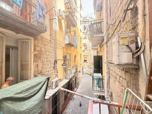 Appartamento in vendita a Napoli NA