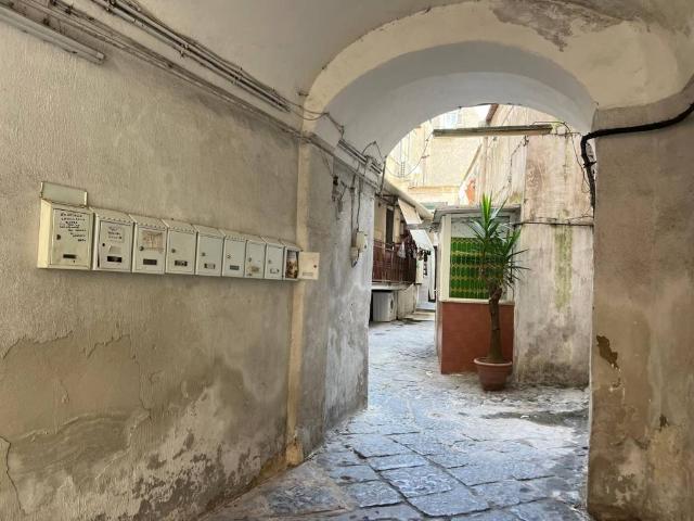 Appartamento in vendita a Napoli NA