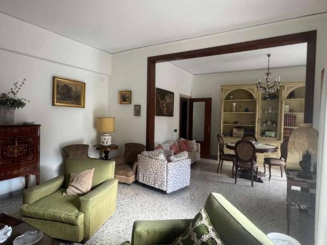 Appartamento in vendita a Napoli NA