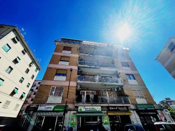 Appartamento in vendita a Napoli NA