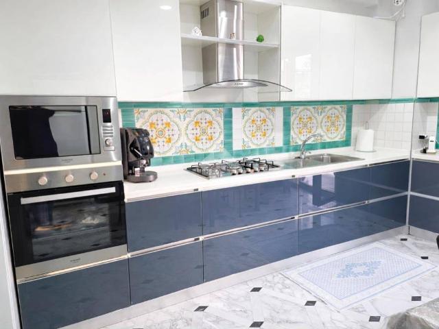 Appartamento in vendita a Napoli NA