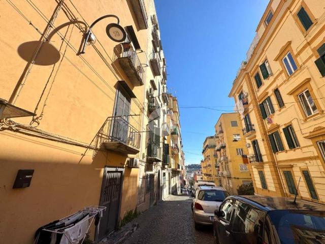 Appartamento in vendita a Napoli NA