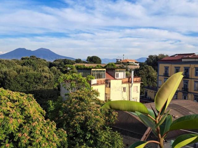 Appartamento in vendita a Napoli NA