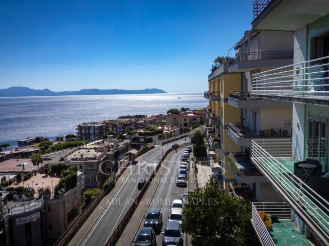 Appartamento in vendita a Napoli NA