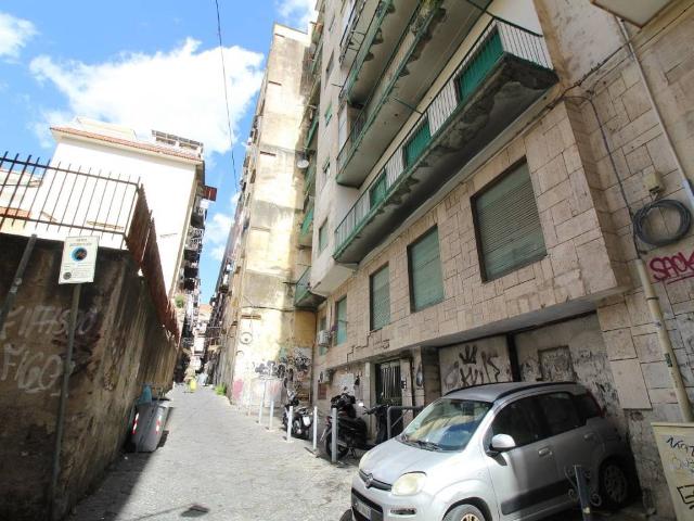 Appartamento in vendita a Napoli NA